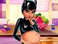Spel Catwoman är gravid  på nätet