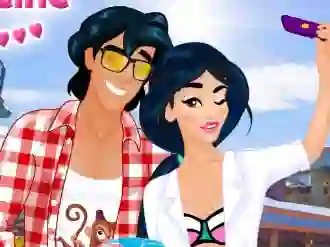 Spel Couple Travel Selfie på nätet