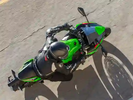 Spel Kawasaki Ninja 650 på nätet