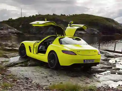 Spel Mercedes-Benz SLS E-Cell Puzzle på nätet